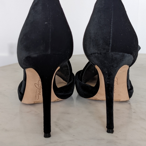 Vince Camuto Imagine Velvet Heel - Picture 4 of 5